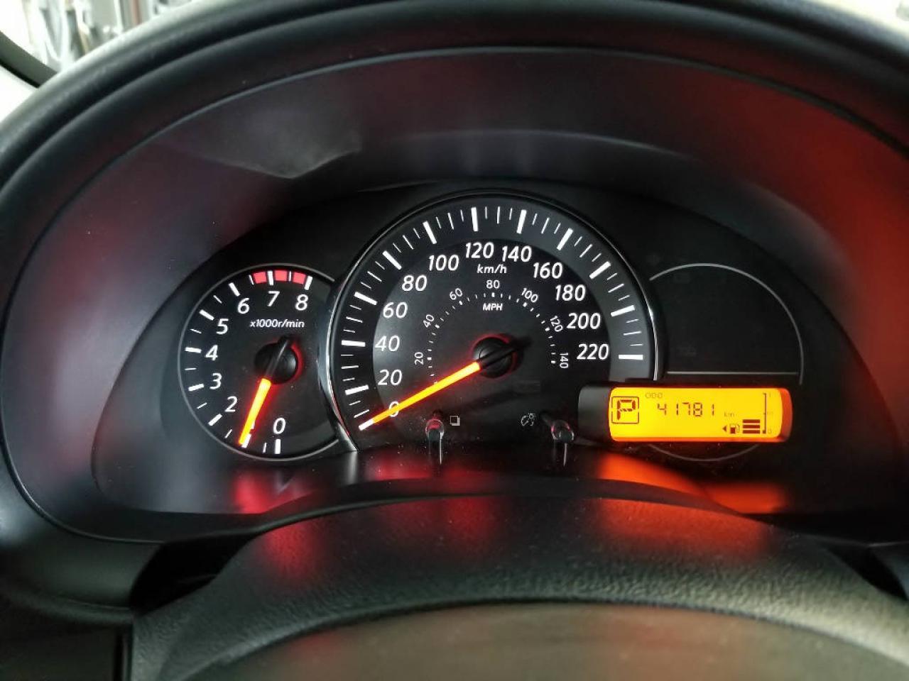 644718