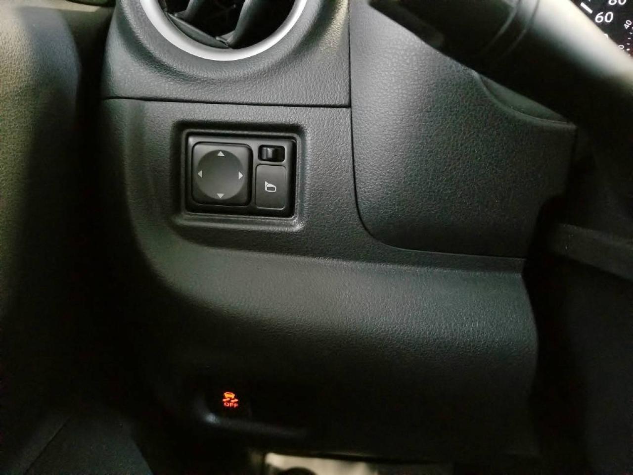 644718