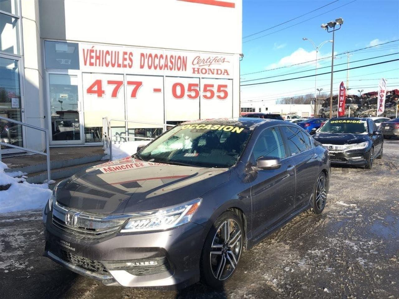 Used 2016 Honda Accord Touring for sale in Terrebonne, QC