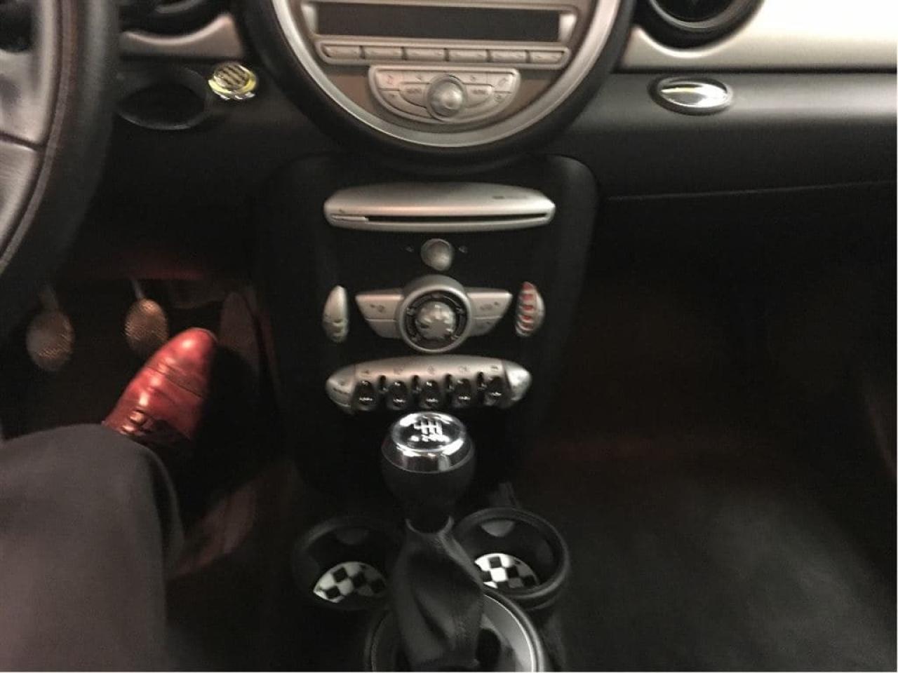 644740