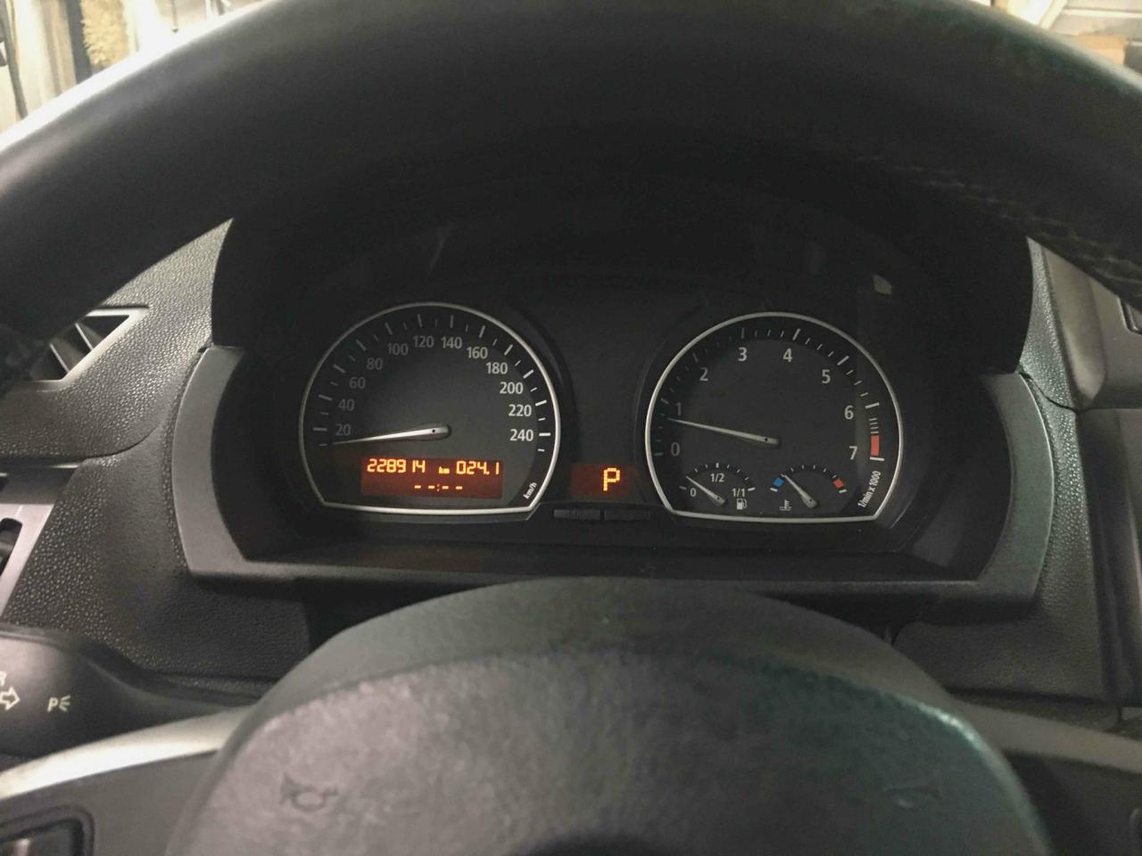 644877