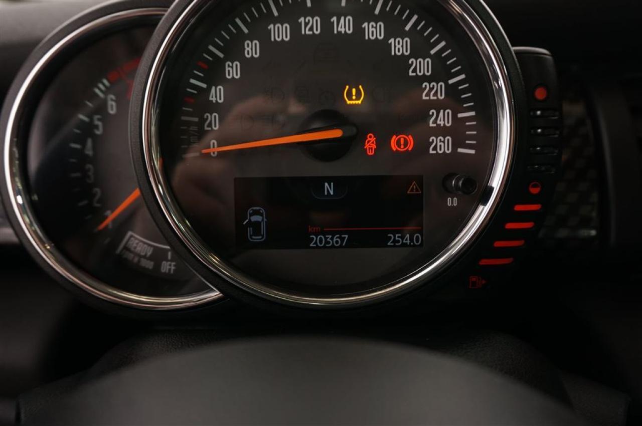 644888