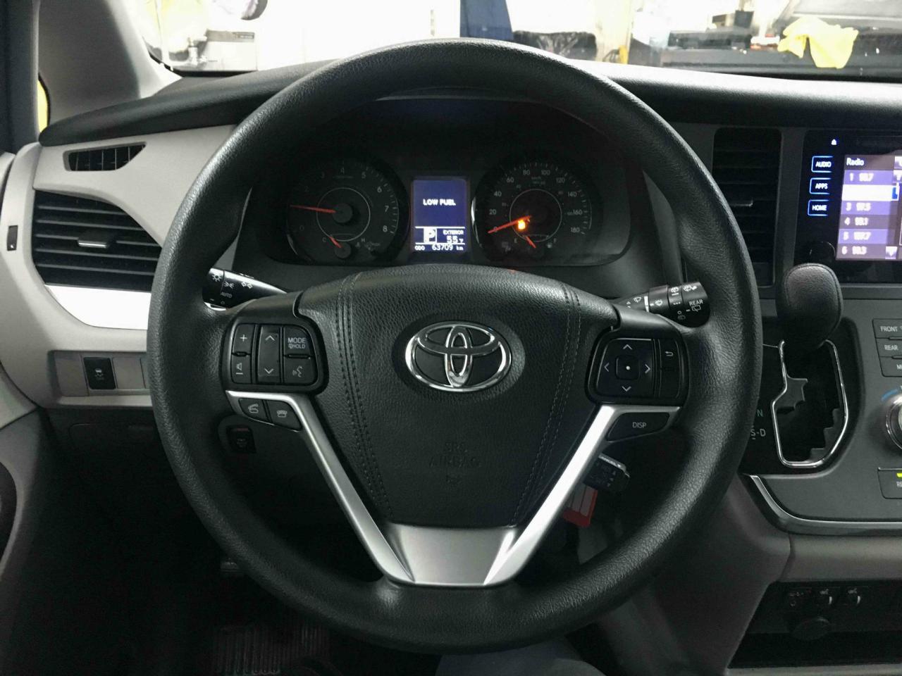 644889