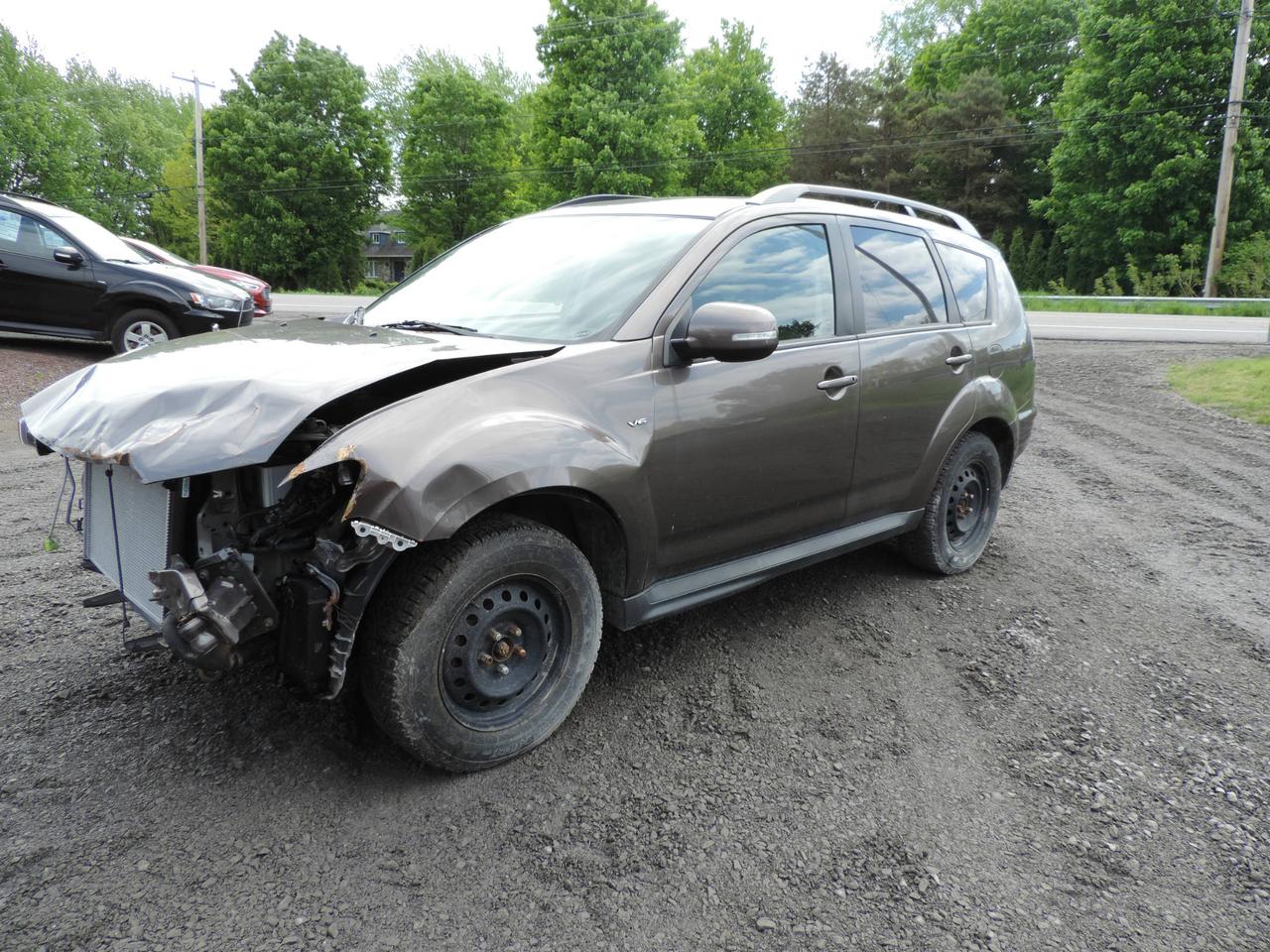 <a href=https://www.autoaubaine.com/Mitsubishi-Outlander-c6836267.html>https://www.autoaubaine.com/Mitsubishi-Outlander-c6836267.html</a>

Vehicule accidente a lavant, Aire bags Ok, Véhicule en marche , Mention VGA, Moteur 3.0 , Automatique, 4*4
