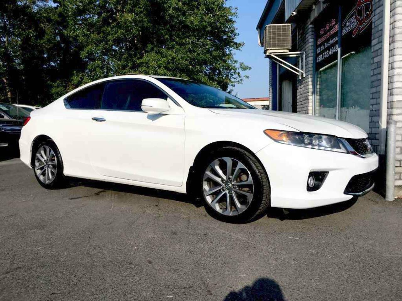 <a href=https://www.autoaubaine.com/Honda-Accord-c6954780.html>https://www.autoaubaine.com/Honda-Accord-c6954780.html</a>

2014 HONDA ACCORD EX-L V6 COUPE GPS ***MANUAL 6 SPEED*** EN SUPERBE CONDITION MECANIQUE ET ESTHETIQUE!!!! BLANC/NOIR, INTERIEUR CUIR, TOIT OUVRANT, JANTES ALUMINIUM, MOTEUR 3.5 LITRES 6 CYLINDRES, RETOUR DE LOCATION DE CHEZ HONDA CANADA , 1 SEUL PROPRIETAIRE, RAPPORT CARPROOF EN MAIN,  TRACTION AVANT, SYSTEME DE NAVIGATION, CAMERAS DE RECULE, CAMERAS LATERAL DROIT, 98580KM, SIEGES ELECTRIQUES ET CHAUFFANTS AVEC FONCTION MEMOIRE ET PLUS.... A VOIR!!!! GARANTIE ET INSPECTION INCLUSES, POSSIBILITE DAJOUTER UNE GARANTIE PROLONGEE DE 5 ANS OU 200000KM ,FINANCEMENT BANCAIRE MAISON 1E 2E 3E CHANCE DE CREDIT DISPONIBLE, AUCUN CAS DE CREDIT REFUSE,  www.autoeleganceselect.ca ou  www.autoeleganceselect.com , 
autoeleganceselect@hotmail.com , bureau 
:(450)748-4949, Sans frais :1-(877)302-1684,  cell :(514)573-7344 , fax 
:(450)748-1213 au 828 Boul Taschereau 
longueuil Québec J4K 5B6