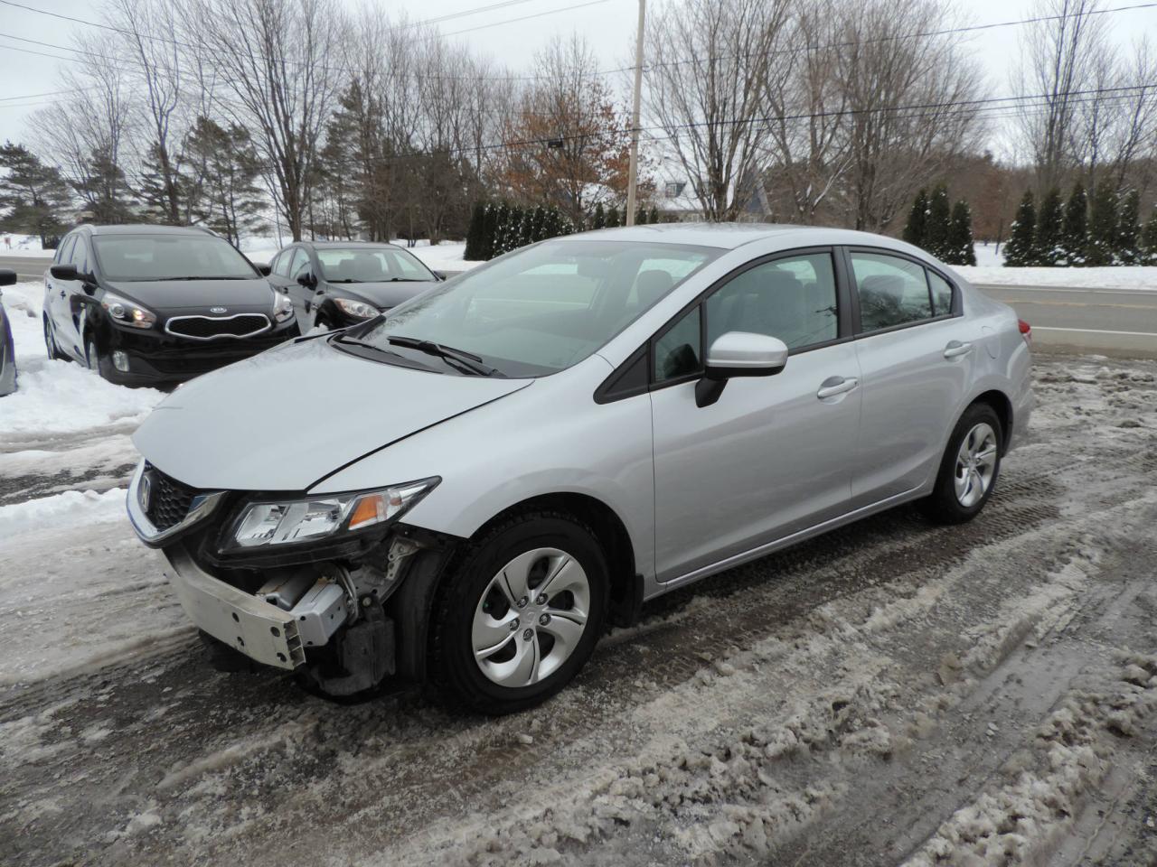 Used 2015 Honda Civic LX 4 portes, boîte automatique for sale in St-Pierre-Les-Becquets, QC