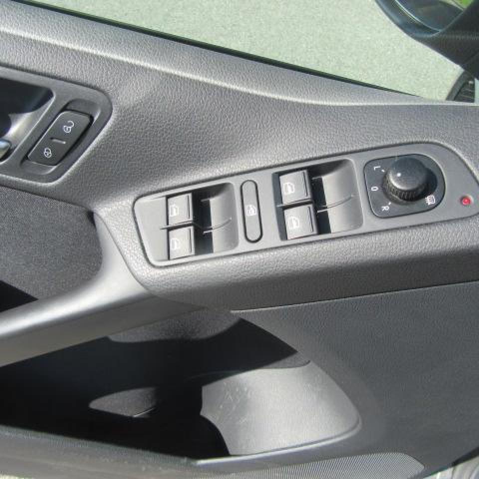 644944