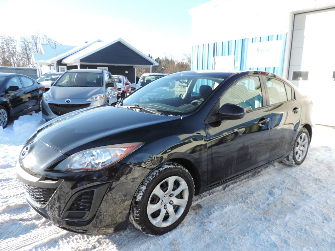 Used 2012 Mazda 3 Berline 4 portes, GX for sale in St-Pierre-Les-Becquets, QC