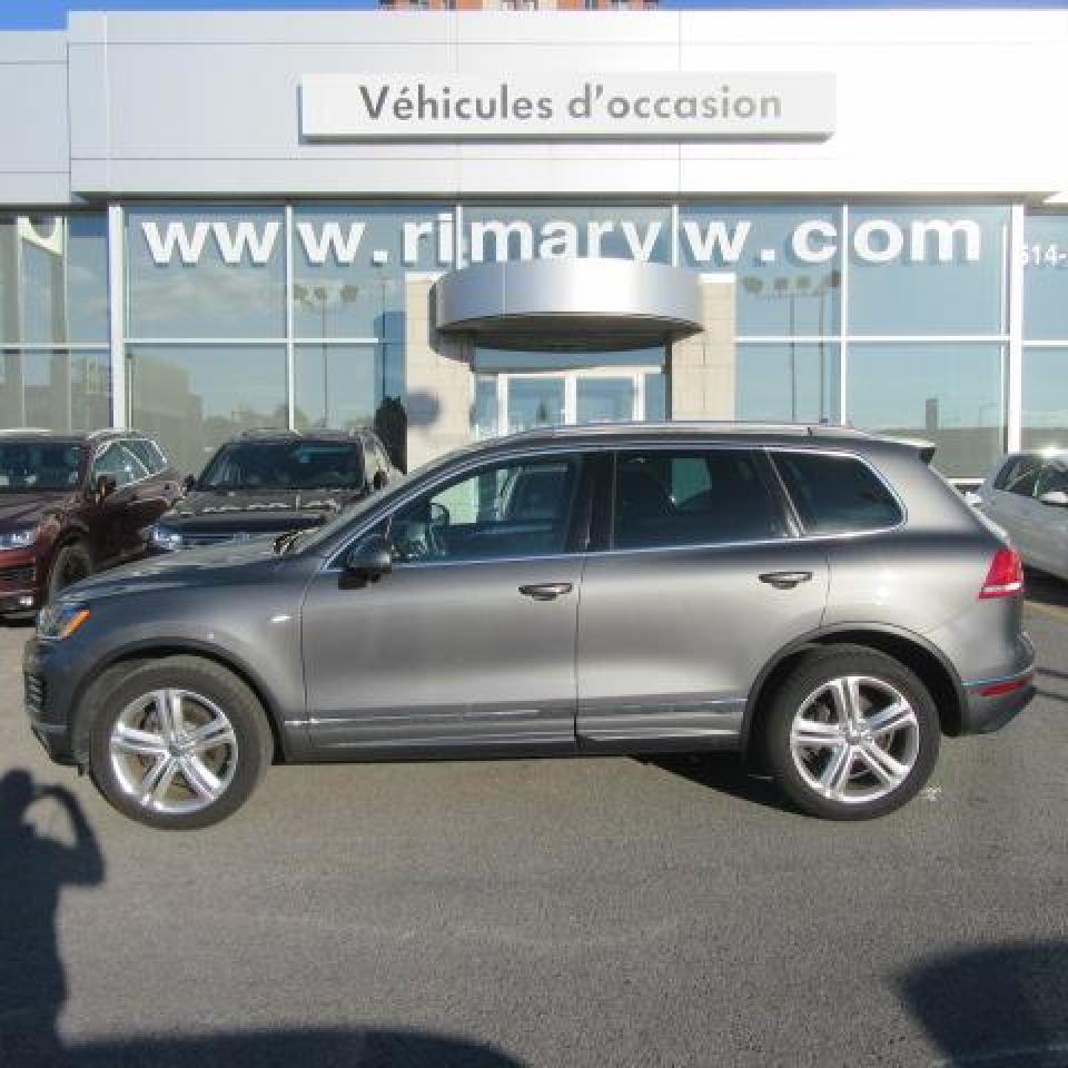 Used 2016 Volkswagen Touareg HIGHLINE R LINE for sale in St-Léonard, QC