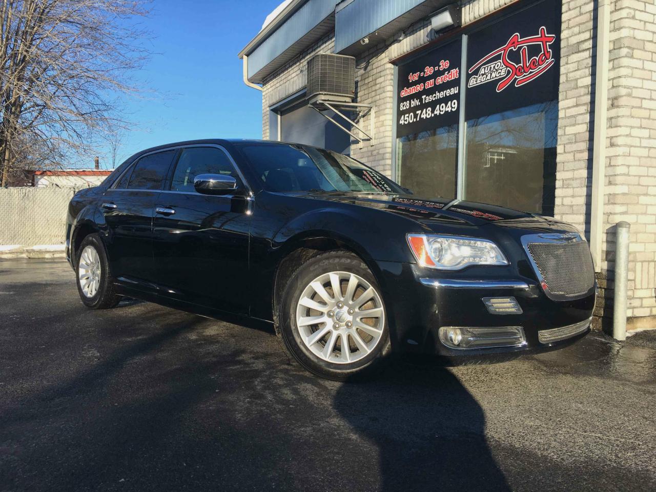 Used 2012 Chrysler 300 Berline 4 portes, V6,Touring for sale in Longueuil, QC