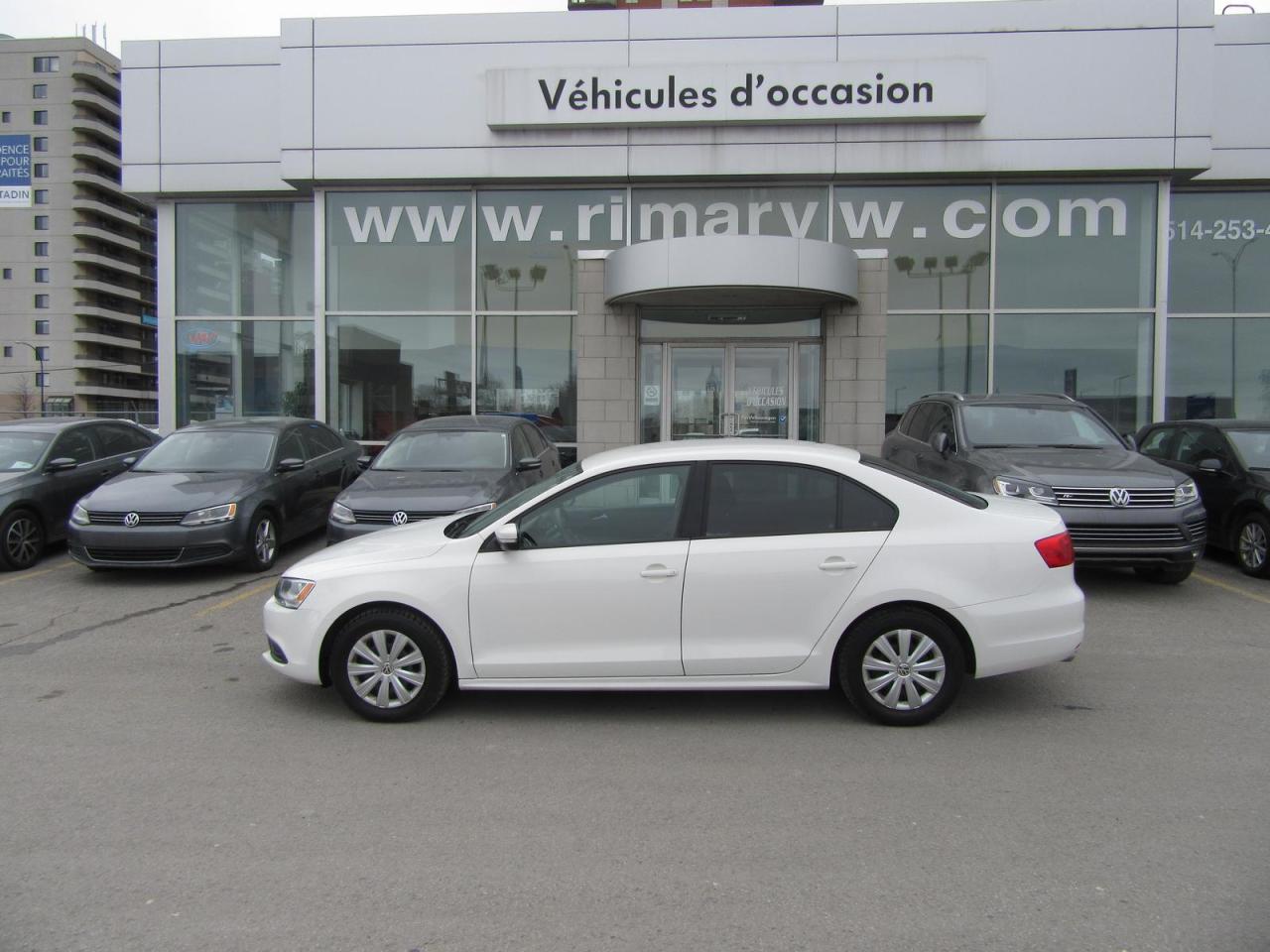 Used 2014 Volkswagen Jetta Trendline for sale in St-Léonard, QC