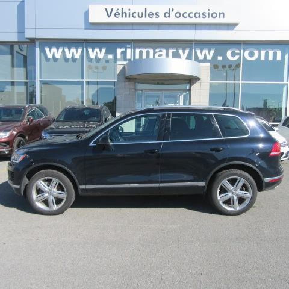 Used 2017 Volkswagen Touareg EXECLINE for sale in St-Léonard, QC