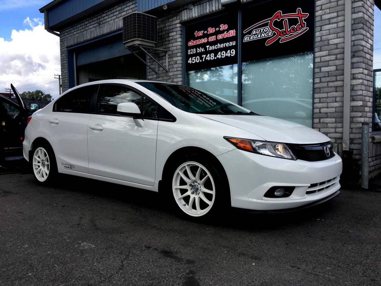 <a href=https://www.autoaubaine.com/Honda-Civic-c6928298.html>https://www.autoaubaine.com/Honda-Civic-c6928298.html</a>

2012 HONDA CIVIC SI SEDAN GPS A LETAT NEUF!!! BLANC/NOIR, MECANIQUE ET CARROSSERIE A1, SYSTEME DE NAVIGATION, 217000KM, JANTES ALUMINIUM, FOG LIGHT, TOIT OUVRANT, GROUPE ELECTRIQUE, AILERON, VITRES TEINTEES, TRANSMISSION MANUELLE 6 VITESSES, AIR CLIMATISE, IDENTIFICATION SHERLOCK, TECHNOLOGIE BLUETOOTH, 4 PORTES, 5 PASSAGERS, TRACTION AVANT ET PLUS.... A  VOIR!!!!POSSIBILITE DAJOUTER UNE GARANTIE PROLONGEE  ,FINANCEMENT BANCAIRE MAISON 1E 2E 3E CHANCE DE CREDIT DISPONIBLE, AUCUN CAS DE CREDIT REFUSE,  www.autoeleganceselect.ca ou  www.autoeleganceselect.com , 
autoeleganceselect@hotmail.com , bureau 
:(450)748-4949, Sans frais :1-(877)302-1684,  cell :(514)573-7344 , fax 
:(450)748-1213 au 828 Boul Taschereau 
longueuil Québec J4K 5B6