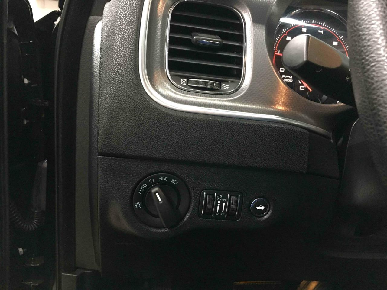 645100