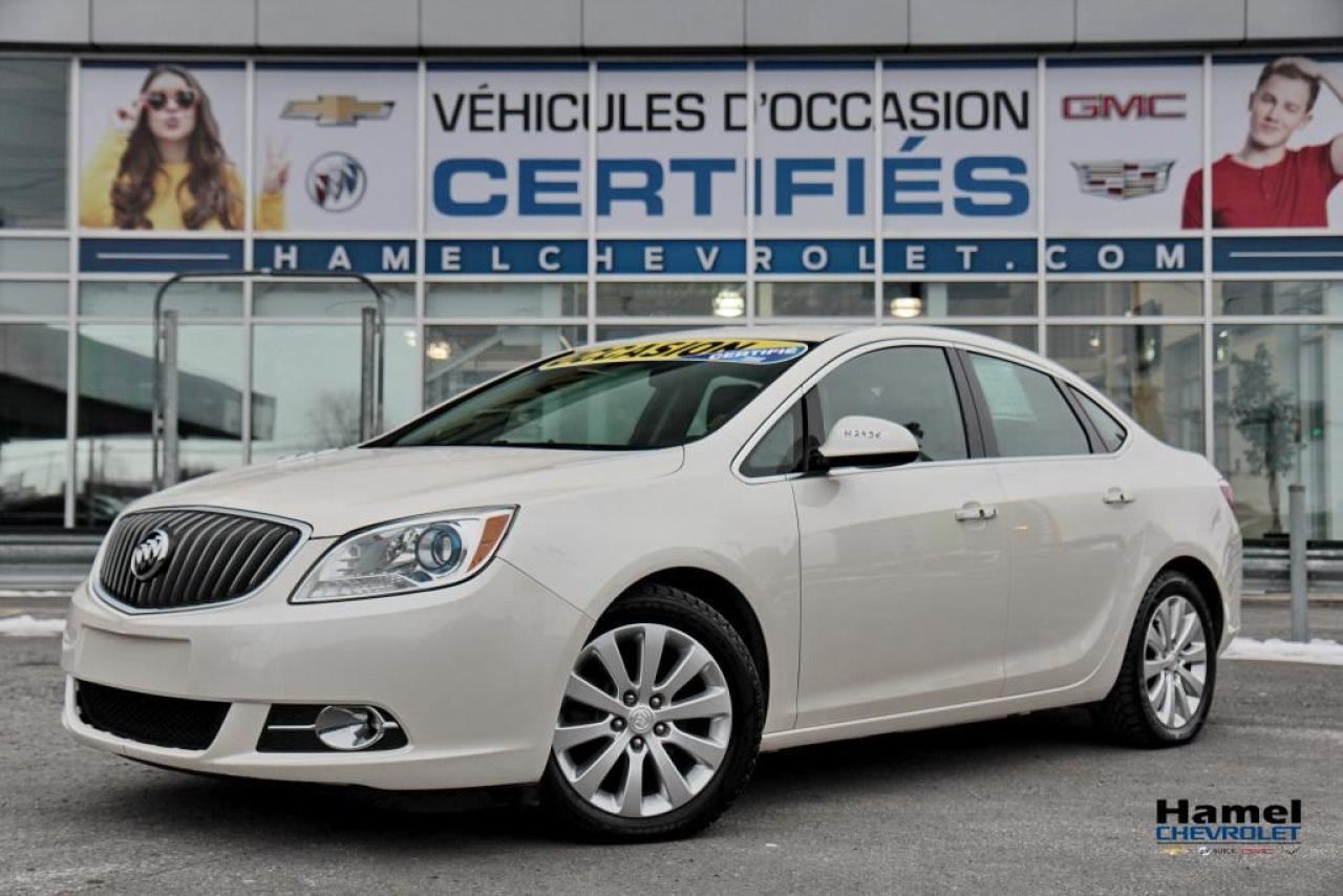 Used 2012 Buick Verano Blanc Triple for sale in St-Léonard, QC
