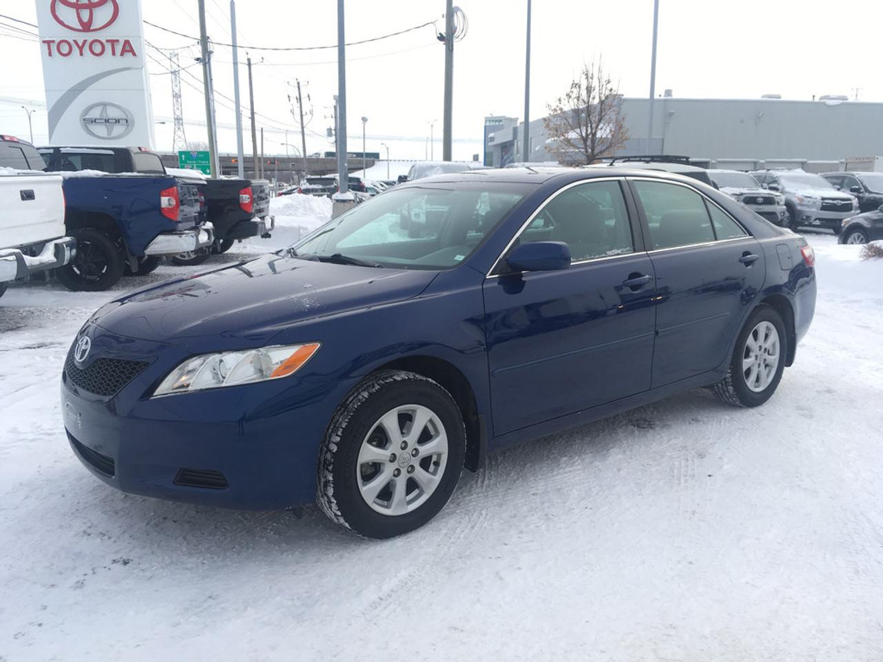 <a href=https://www.autoaubaine.com/Toyota-Camry-c7009481.html>https://www.autoaubaine.com/Toyota-Camry-c7009481.html</a>

Automatique, V6, Gr. Élect (Vitres, Portes et Miroirs), Cruise, Mags, Air climatisé.  Inspection mécanique et carproof fourni!    St-Hubert Toyota (anciennement Chambly Toyota), Votre Concessionnaire Toyota # 1 Sur La Rive Sud De Montréal. À 10 Minutes De Montréal, St-Basile-Le-Grand, Saint-Jean-Sur-Richelieu, Sainte-Julie, Brossard et Longueuil et 5 Minutes de Boucherville et Chambly. Pour Plus Dinformation, Veuillez Communiquer Avec Un de Nos Représentants Qualifiés. Au Plaisir de Vous Rencontrer.