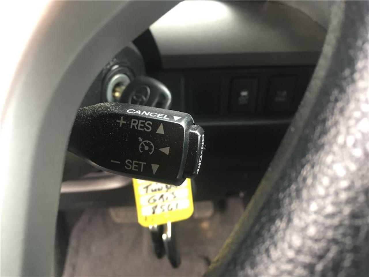 645219