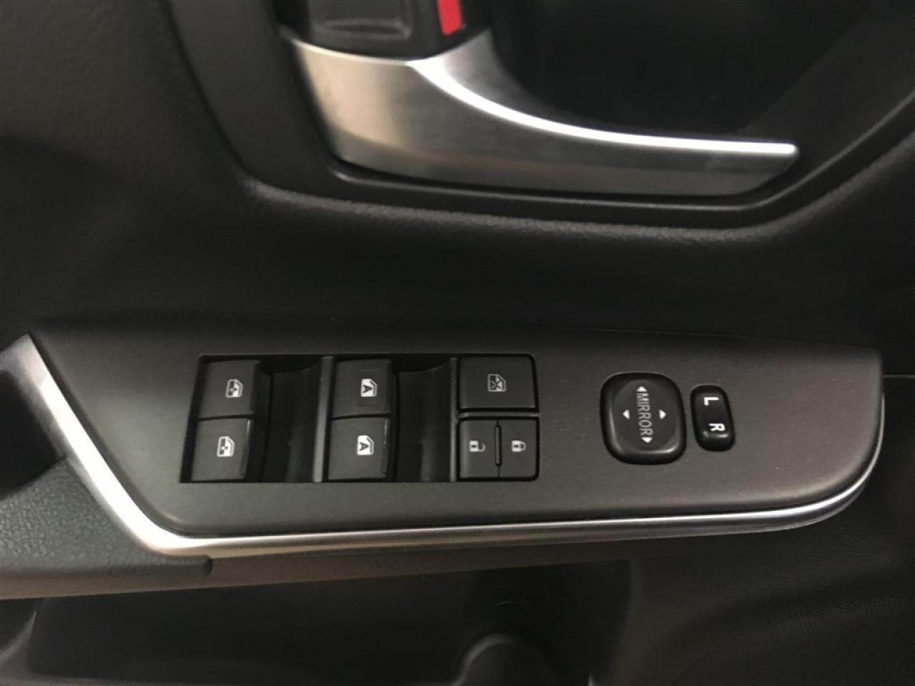 645251