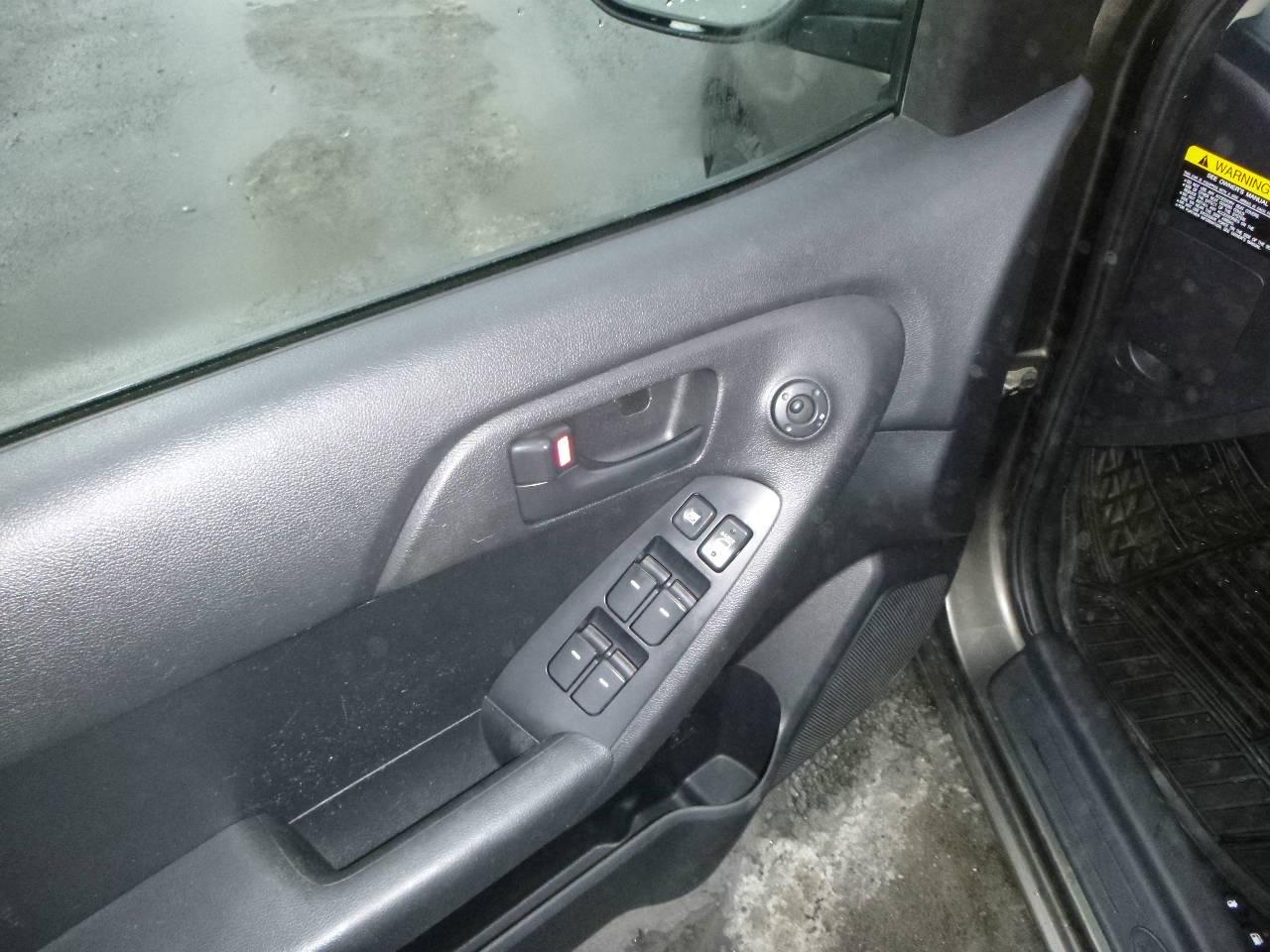 645346.11280512