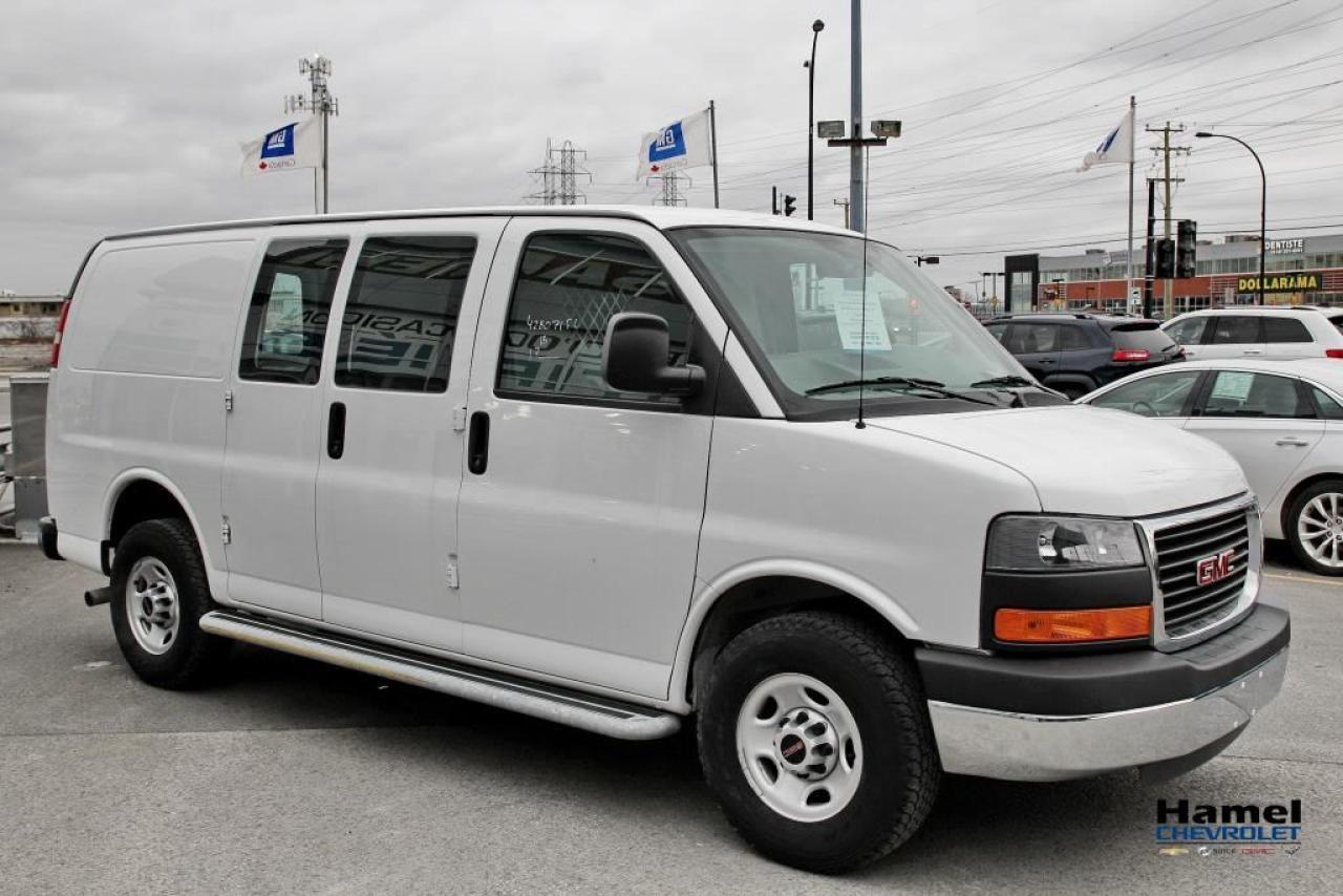Used 2015 GMC Savana  for sale in St-Léonard, QC