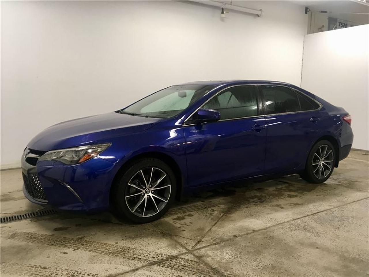Used 2015 Toyota Camry Xse V6, Navigation for sale in St-Hubert, QC