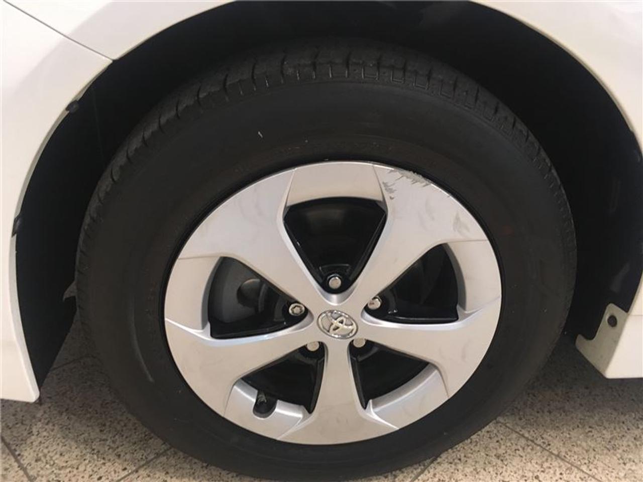 645465.11282782