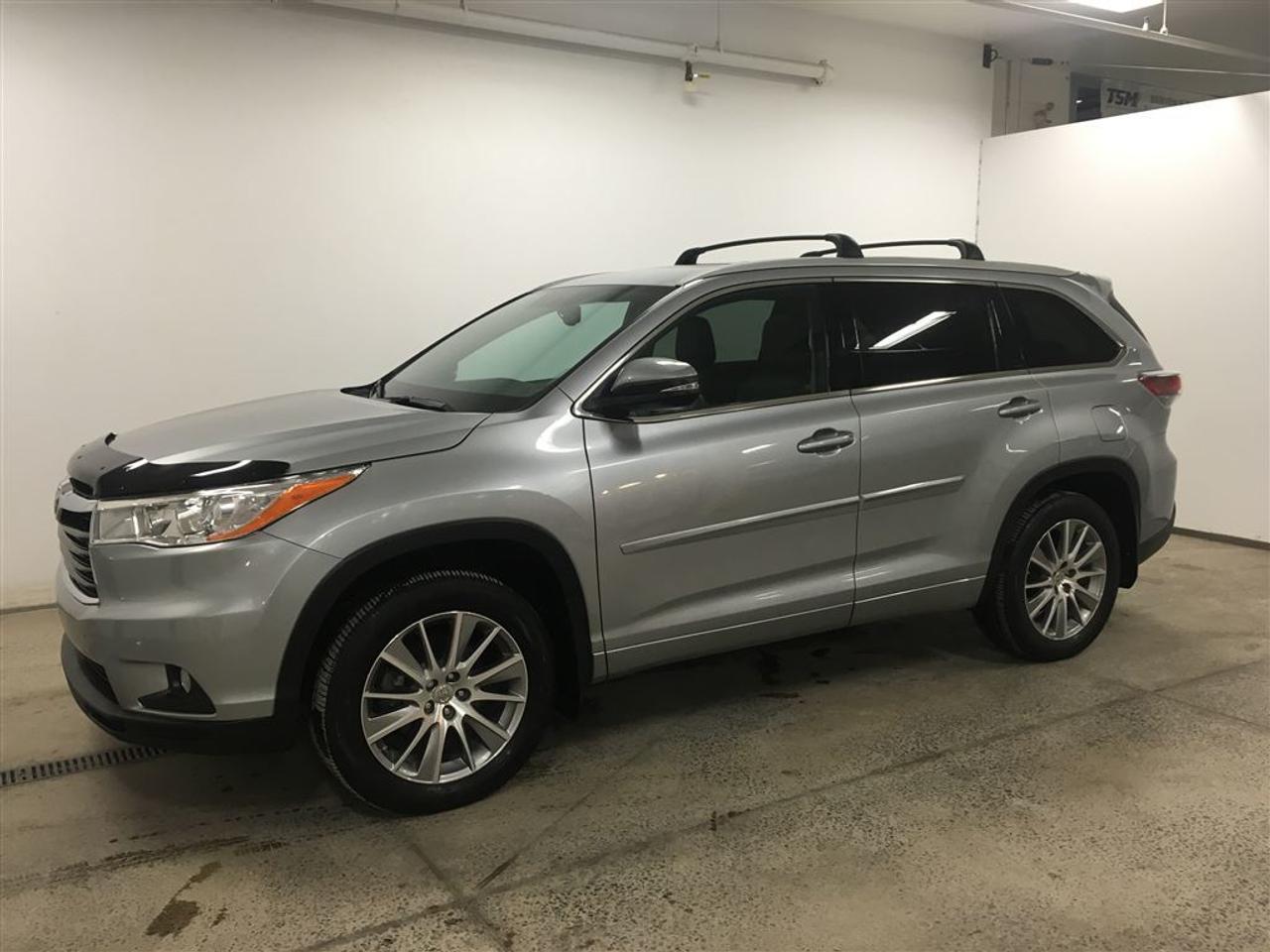 <a href=https://www.autoaubaine.com/Toyota-Highlander-c6986920.html>https://www.autoaubaine.com/Toyota-Highlander-c6986920.html</a>

AWD, Navigation, Cuir, Toit ouvrant, Air climatisé Bi-Zones, Caméra de recul, Bancs chauffants, Gr. Électrique, Cruise.  Inspection certifié Toyota et Carproof fourni!    FINANCEMENT DISPONIBLE!    St-Hubert Toyota (anciennement Chambly Toyota), Votre Concessionnaire Toyota # 1 Sur La Rive Sud De Montréal. À 10 Minutes De Montréal, St-Basile-Le-Grand, Saint-Jean-Sur-Richelieu, Sainte-Julie, Brossard et Longueuil et 5 Minutes de Boucherville et Chambly. Pour Plus Dinformation, Veuillez Communiquer Avec Un de Nos Représentants Qualifiés. Au Plaisir de Vous Rencontrer.
