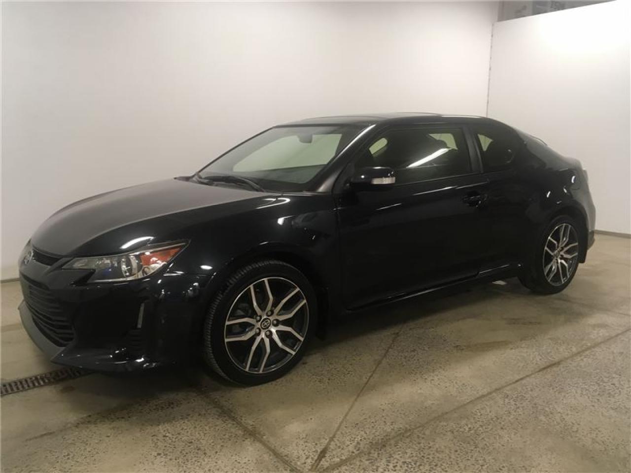 Used 2016 Scion tC T.ouvrant for sale in St-Hubert, QC