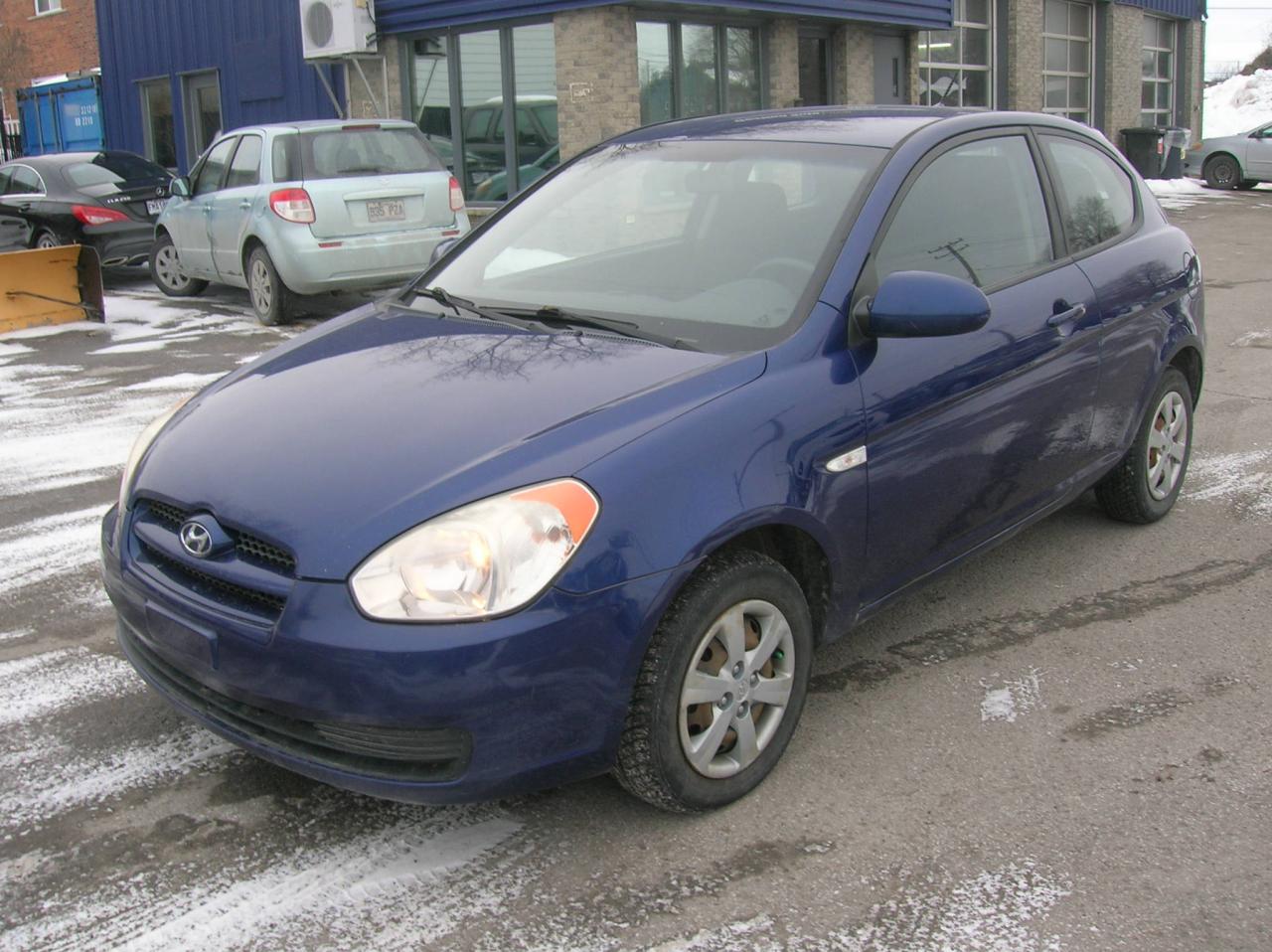 Used 2009 Hyundai Accent GL Hayon 3 portes AUTOMATIQUE for sale in Laval, QC