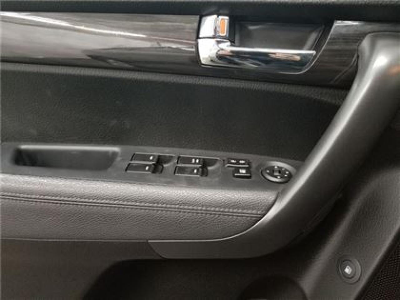645593