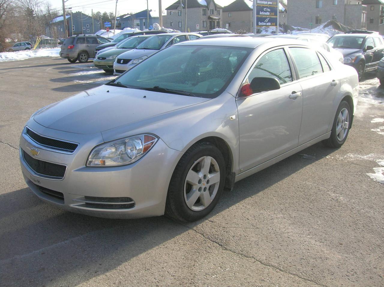 Used 2008 Chevrolet Malibu Berline LS 4 portes BAS KILOMETRAGE for sale in Laval, QC
