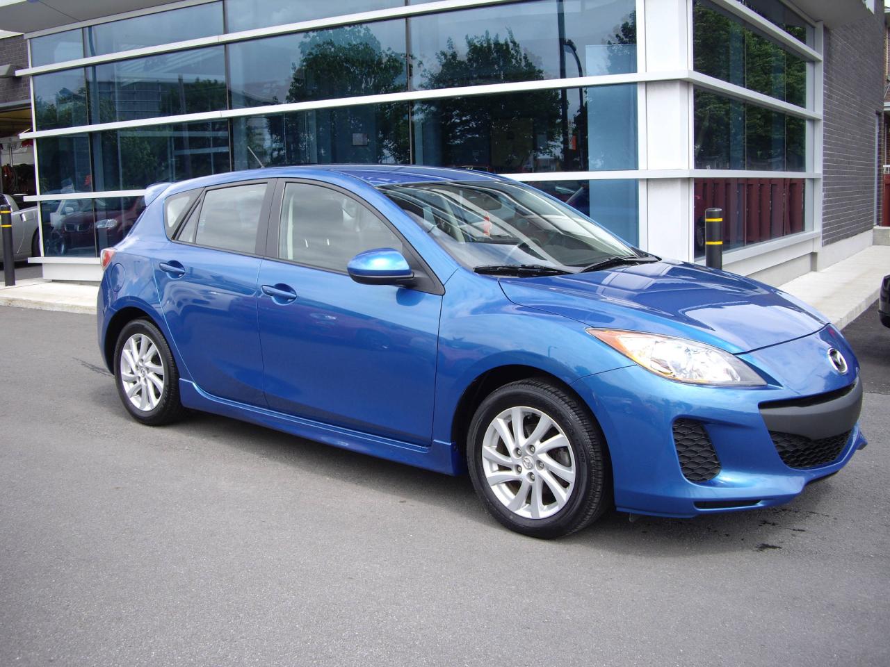 Used 2012 Mazda 3 4dr HB Sport GS-SKY for sale in Montréal, QC