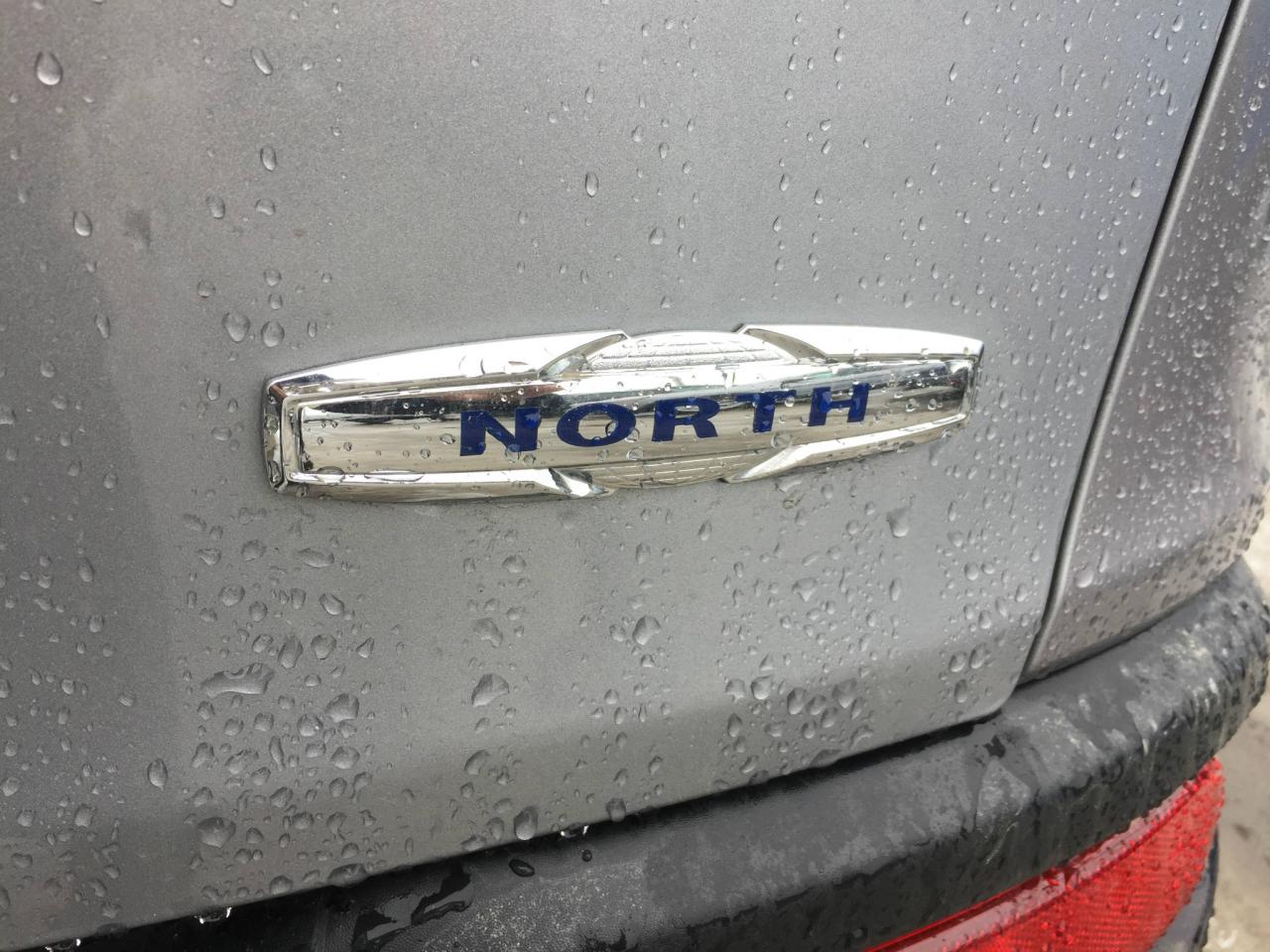645700
