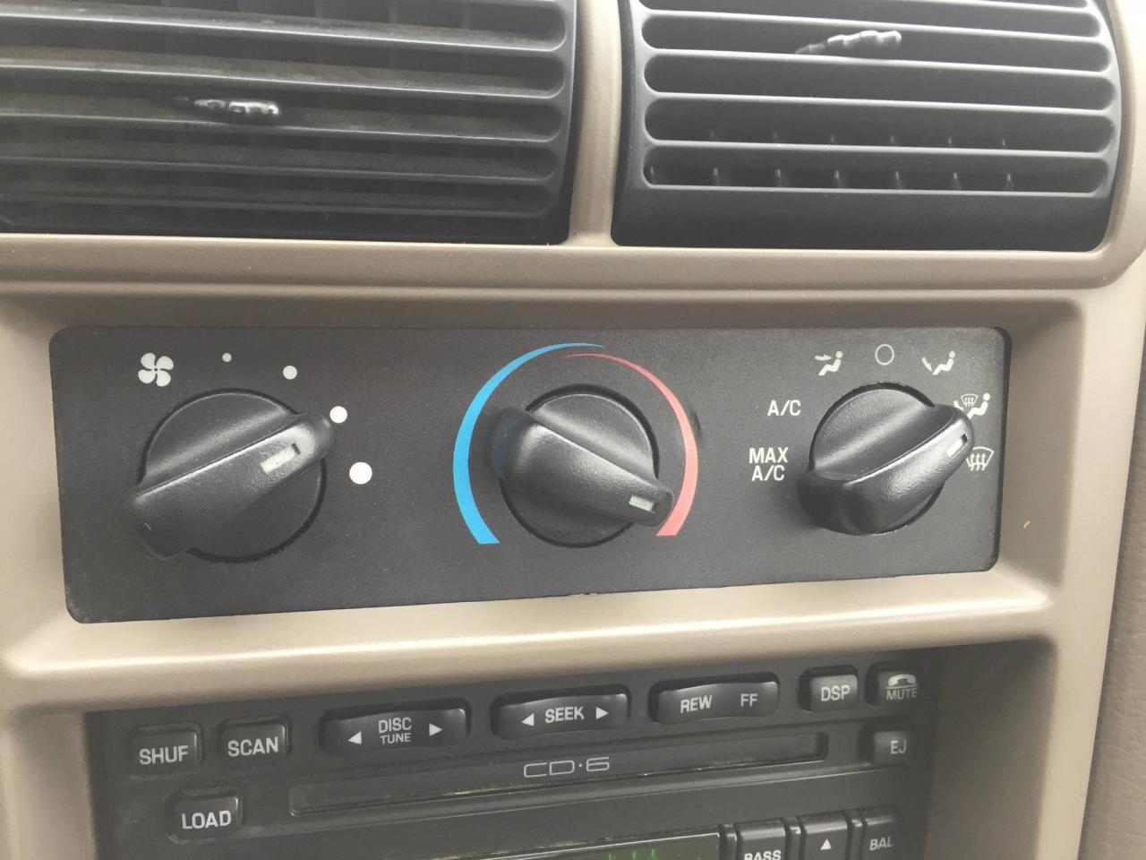 645735