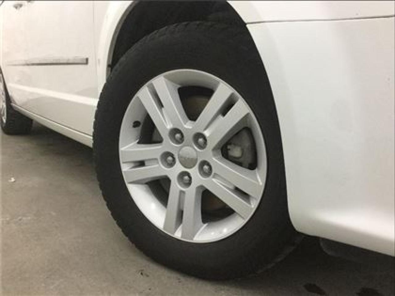 645753