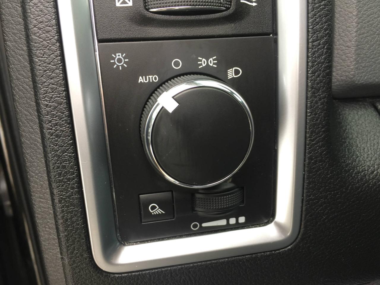 645763