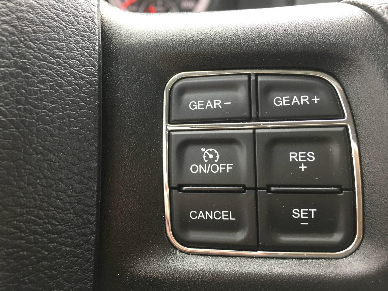 645763