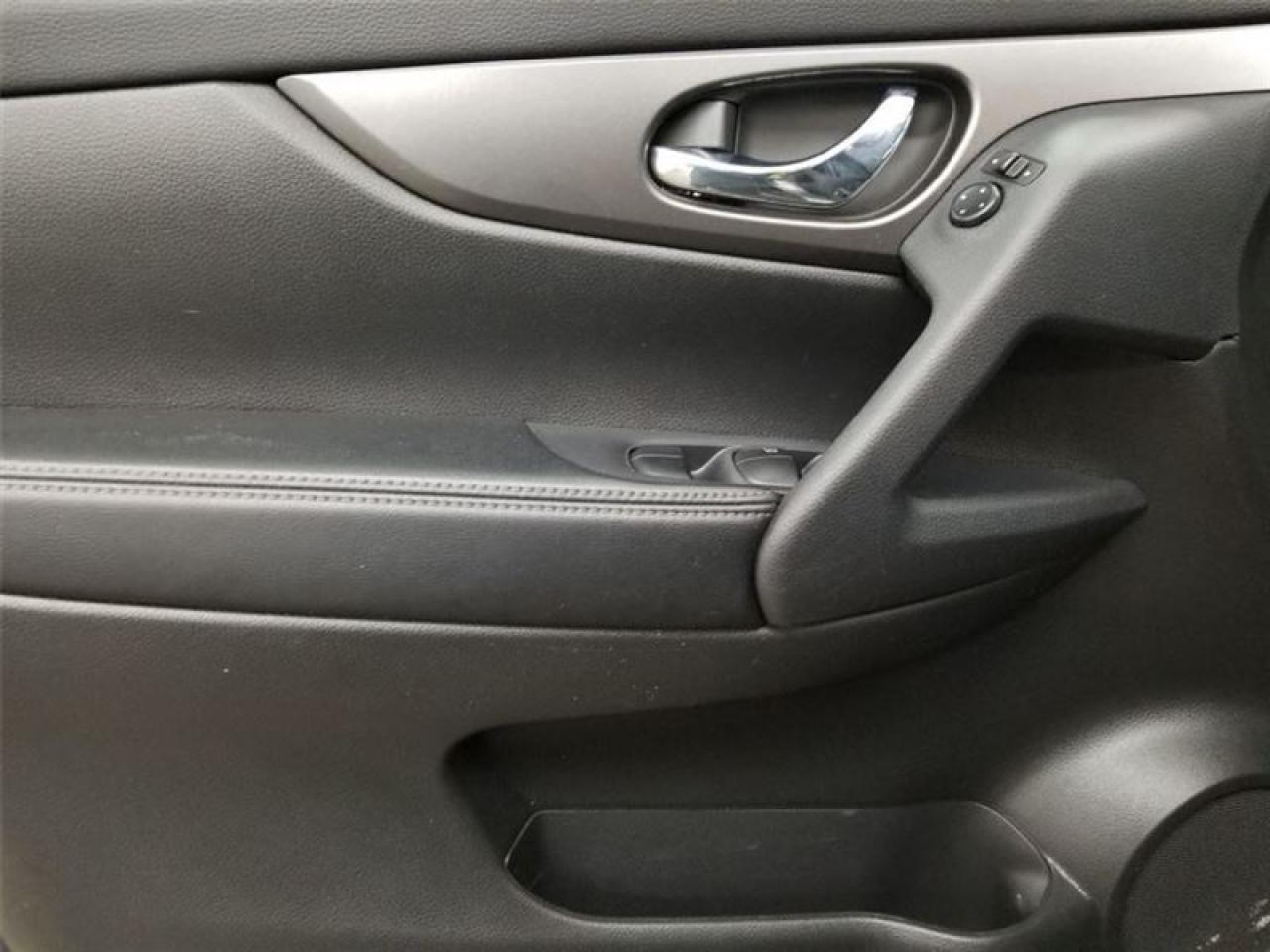 645766