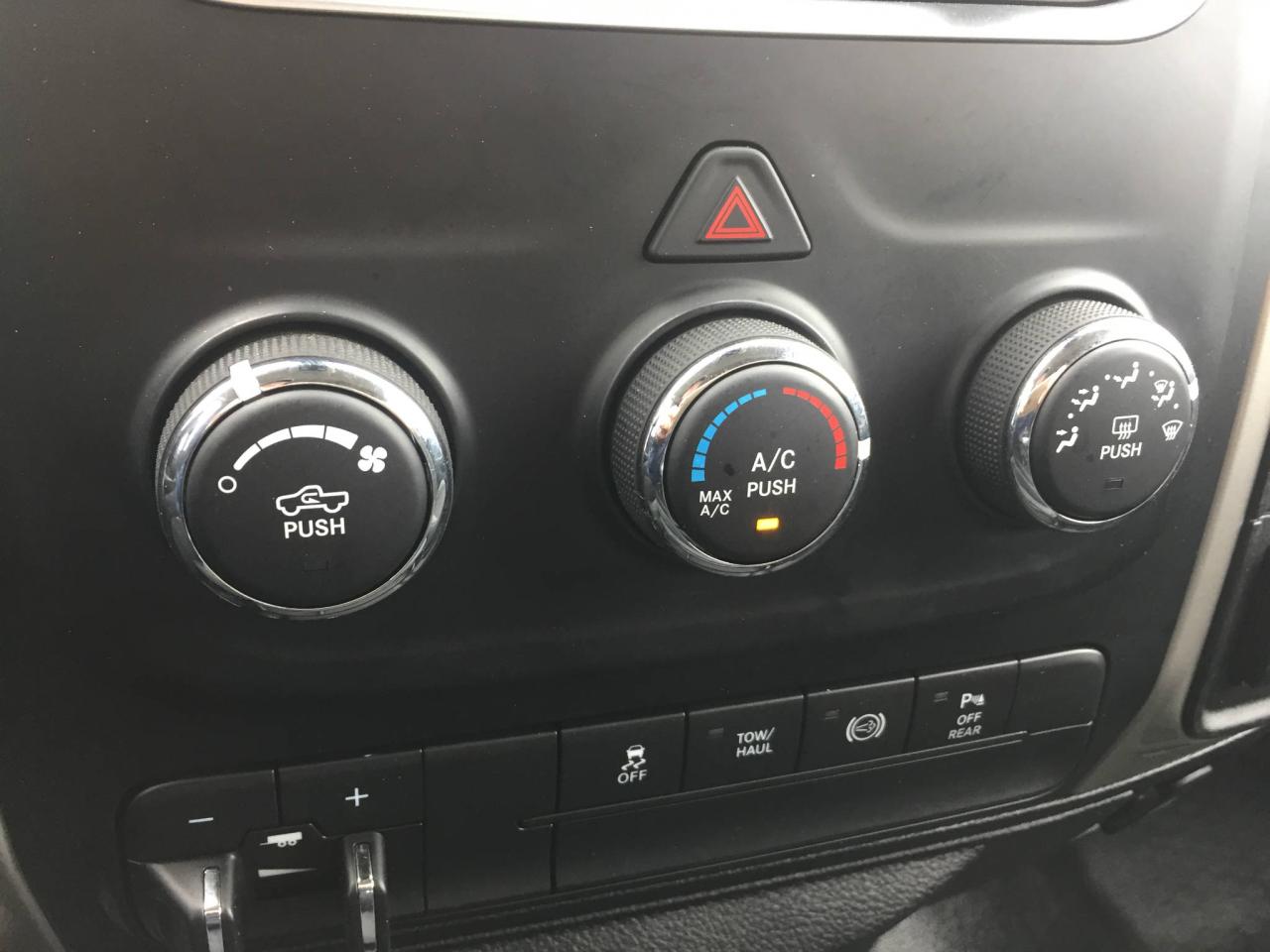 645783