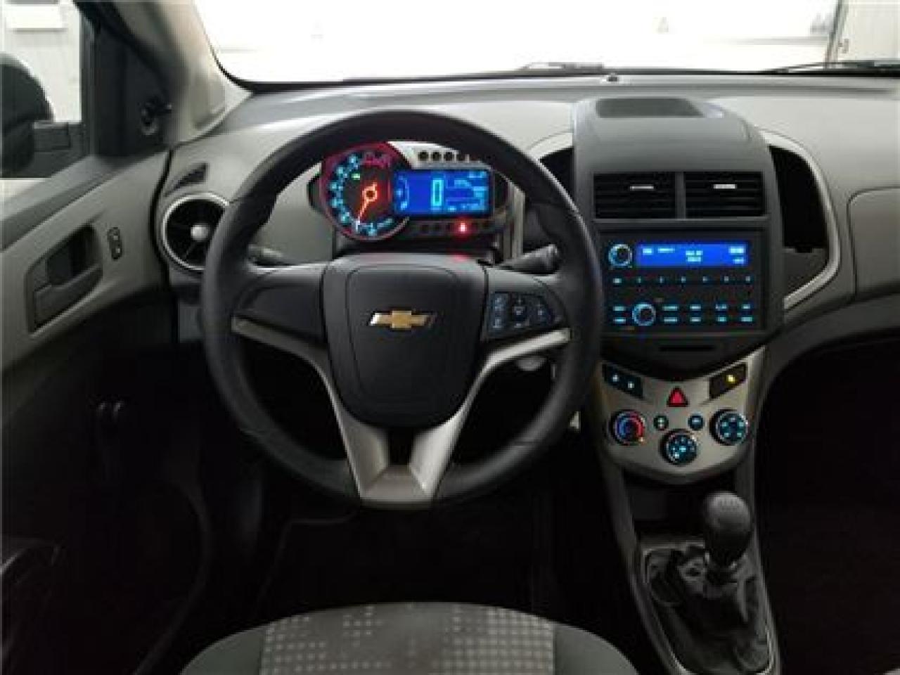 645804