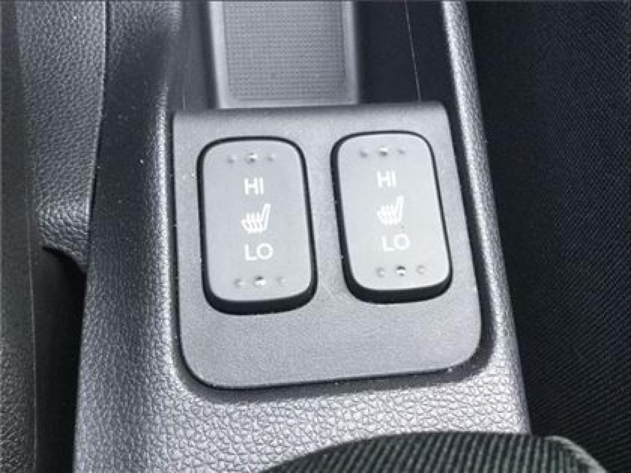 645838