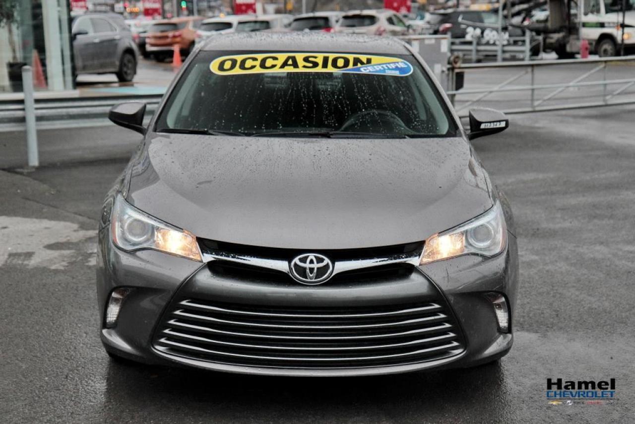 Used 2016 Toyota Camry  for sale in St-Léonard, QC
