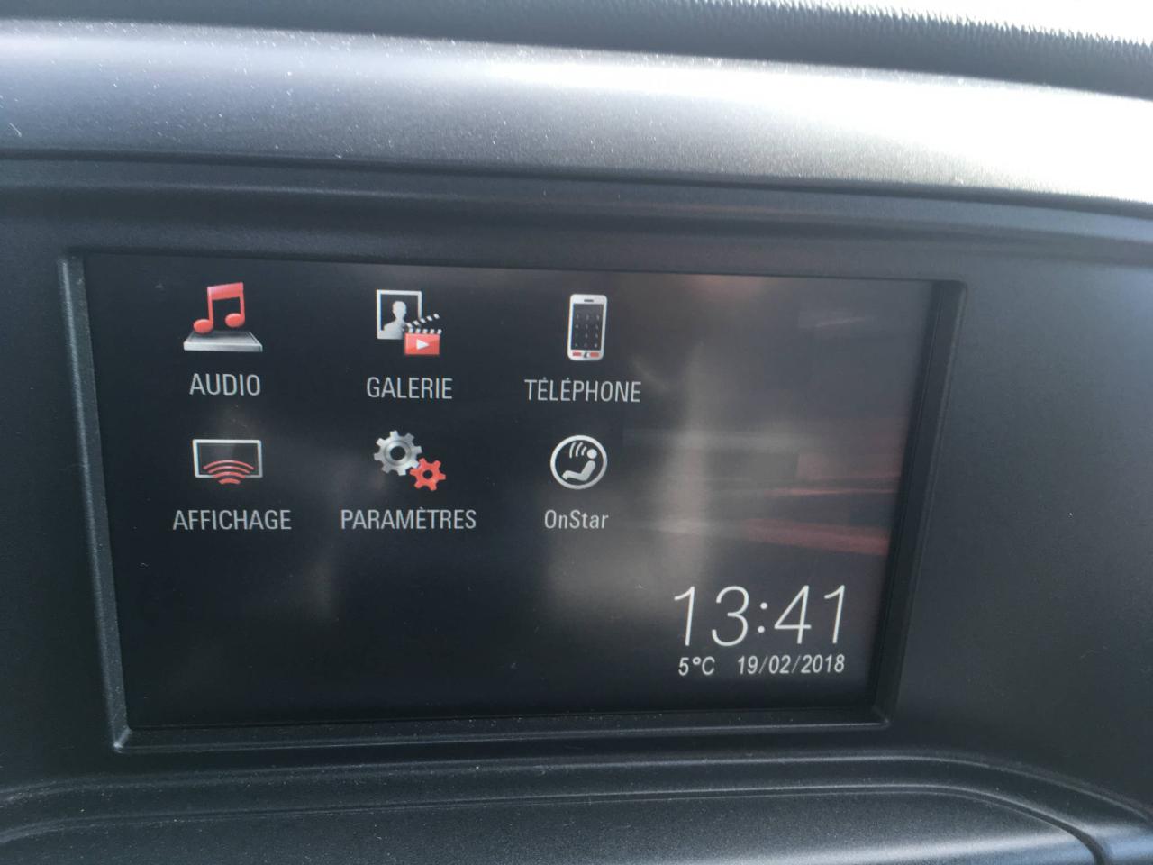 645890