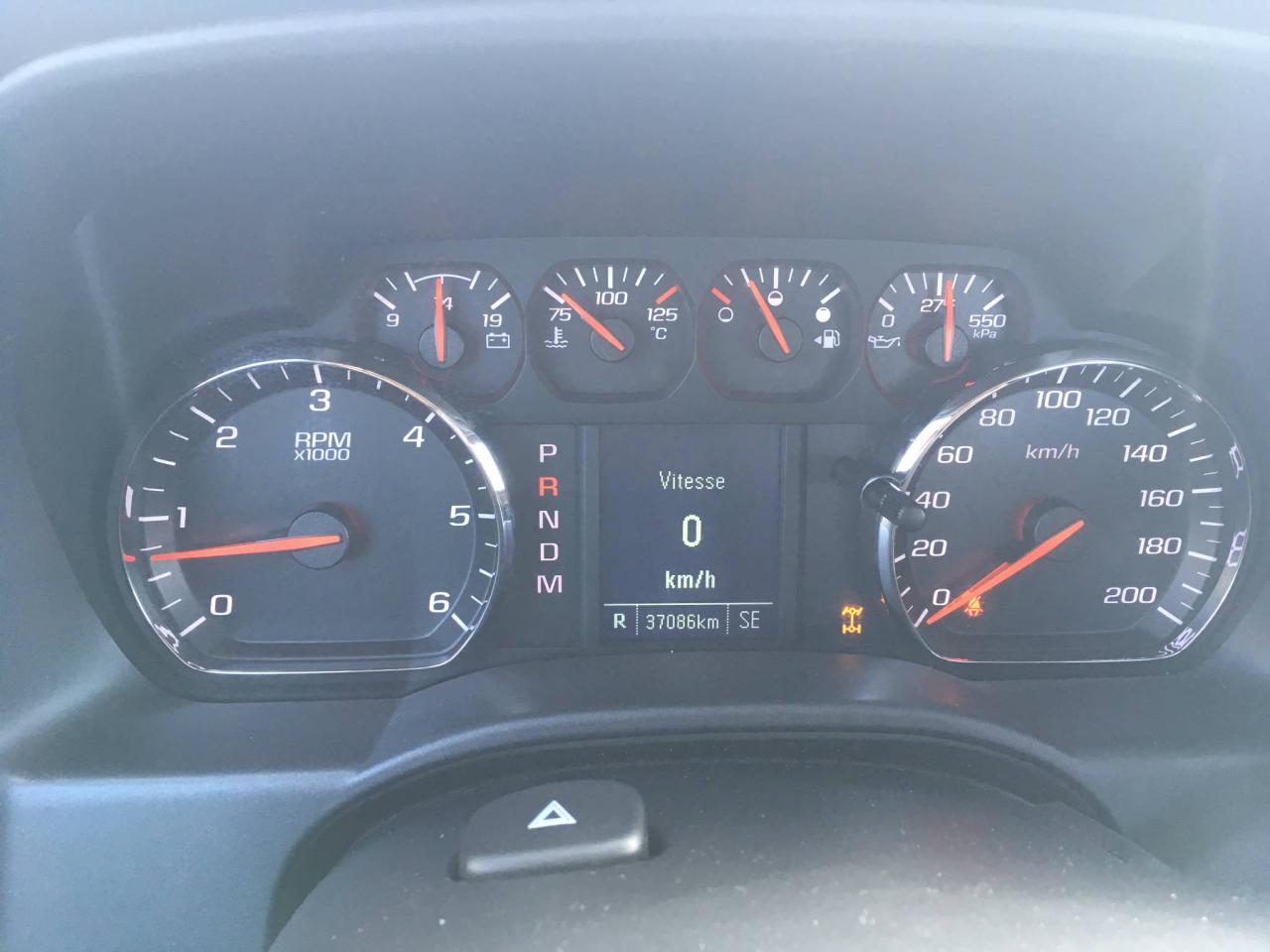 645890