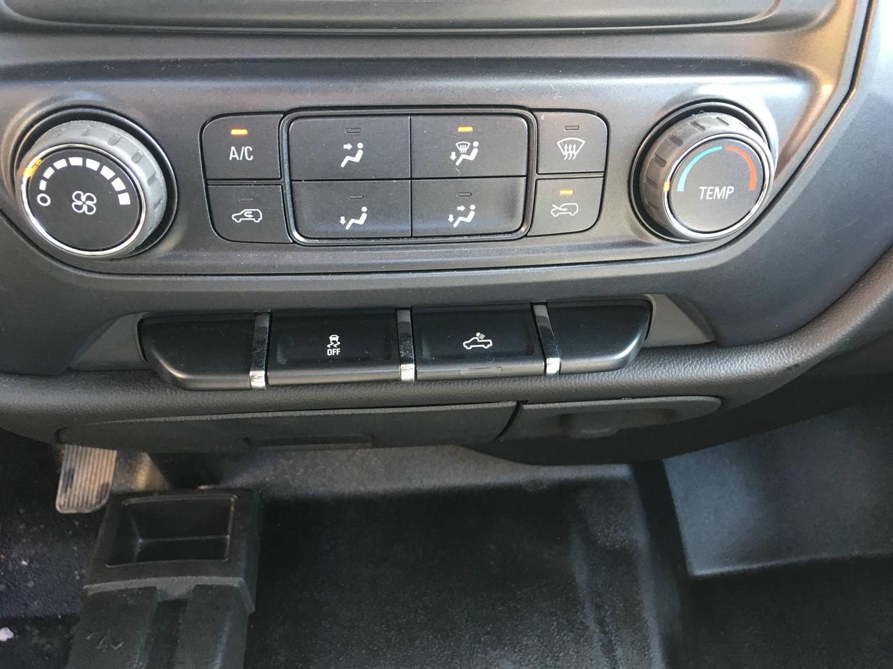 645890.11291377