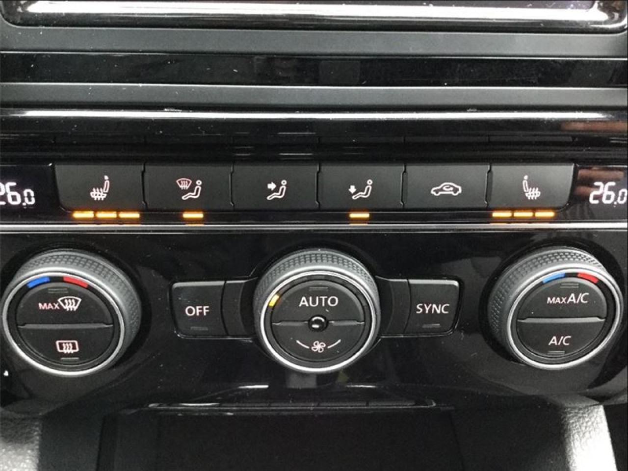 645903