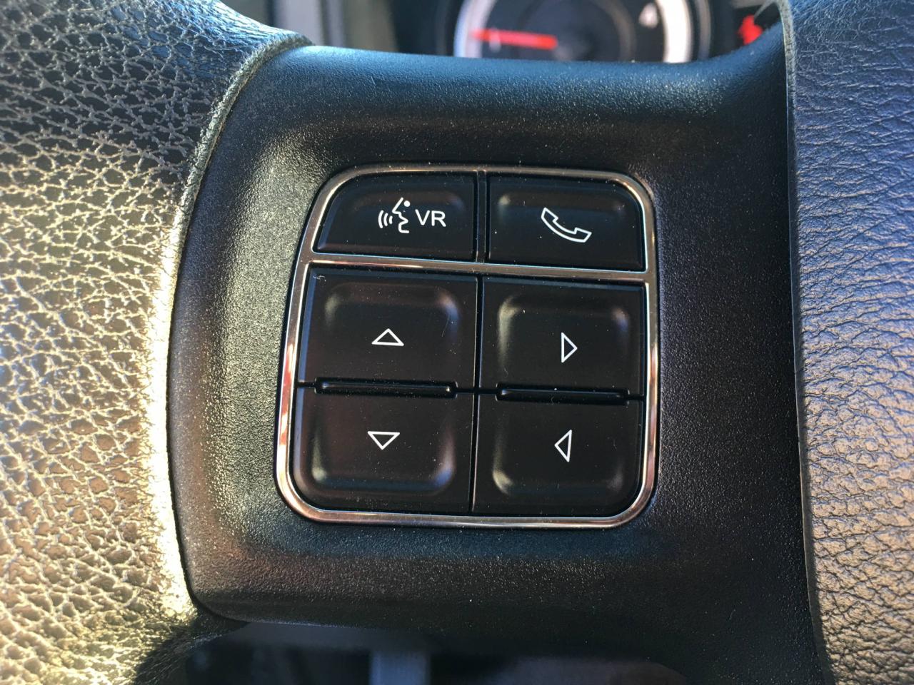 645907