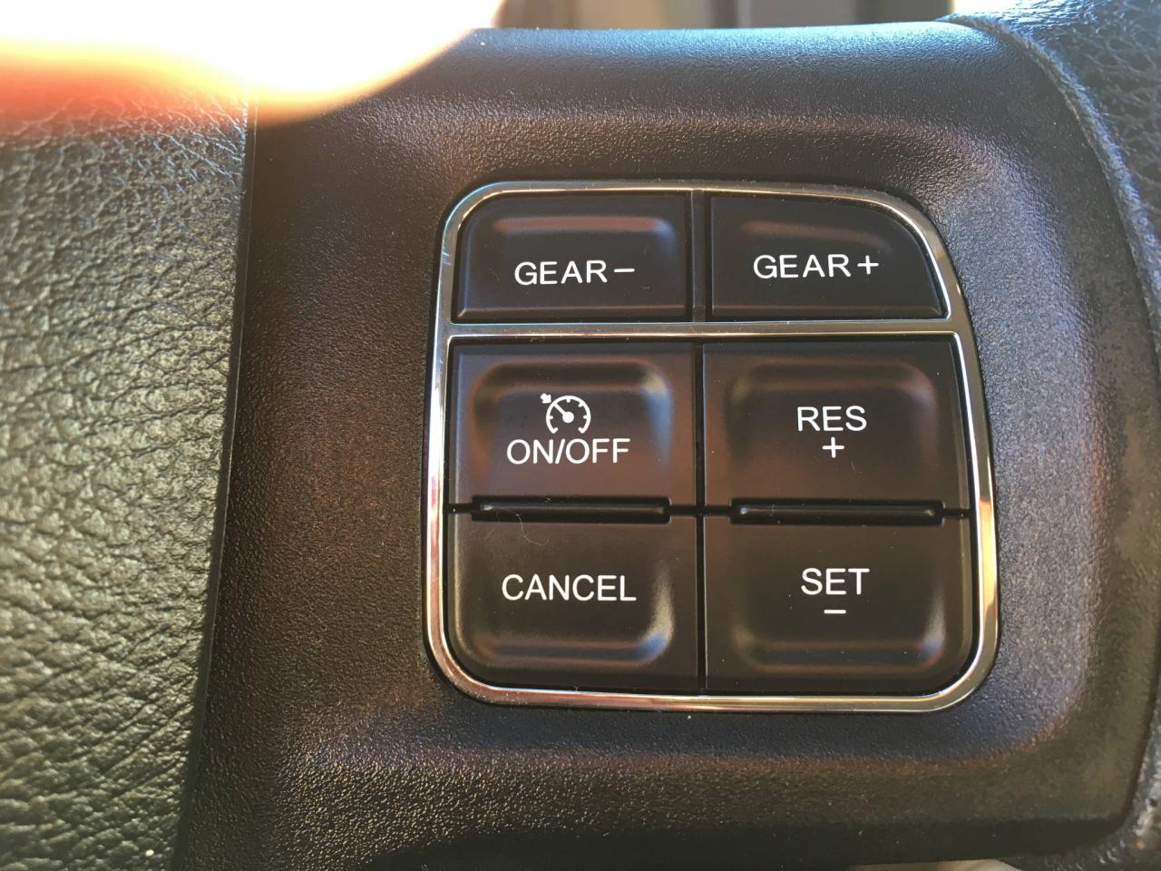 645907