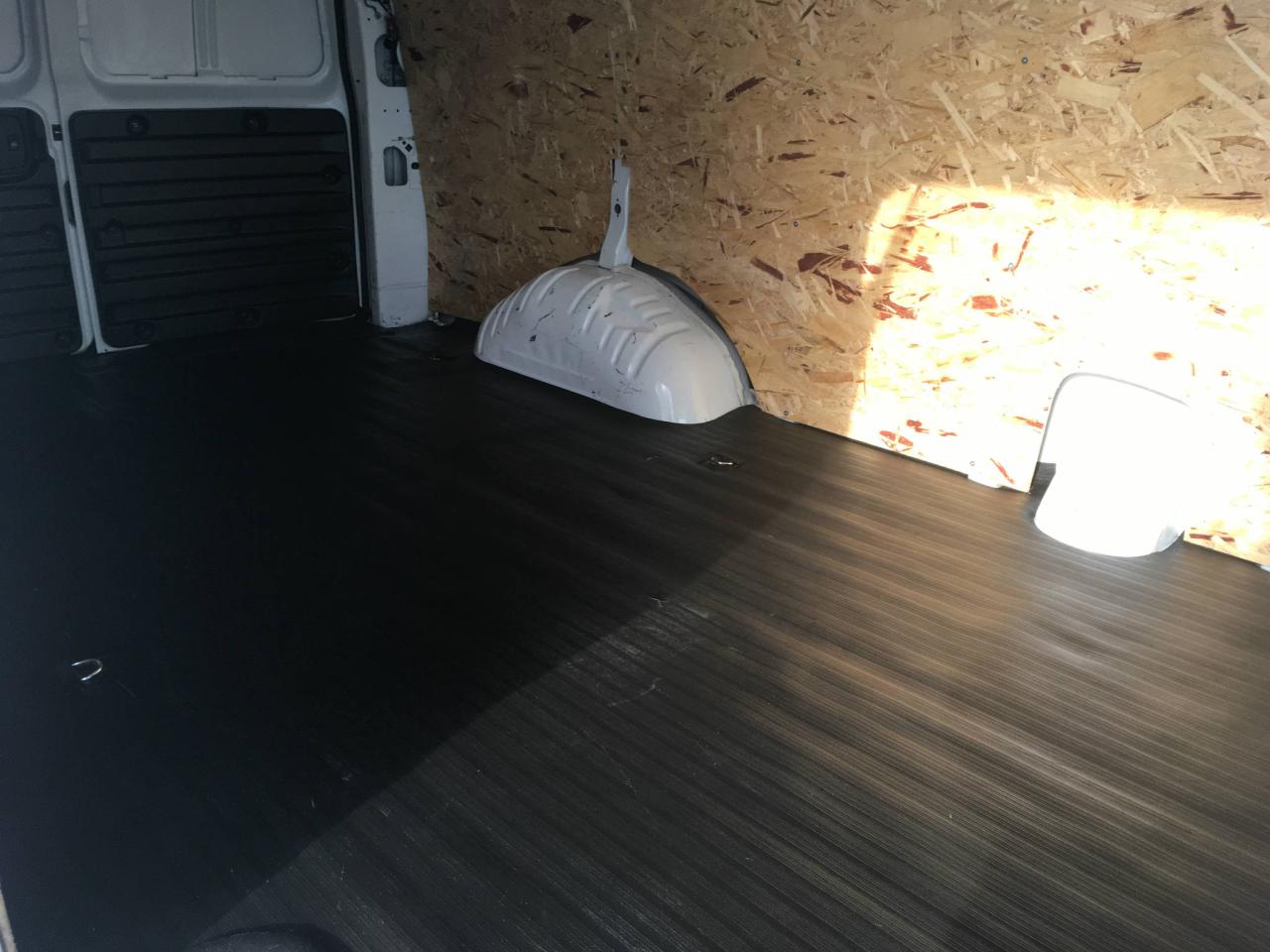 645936