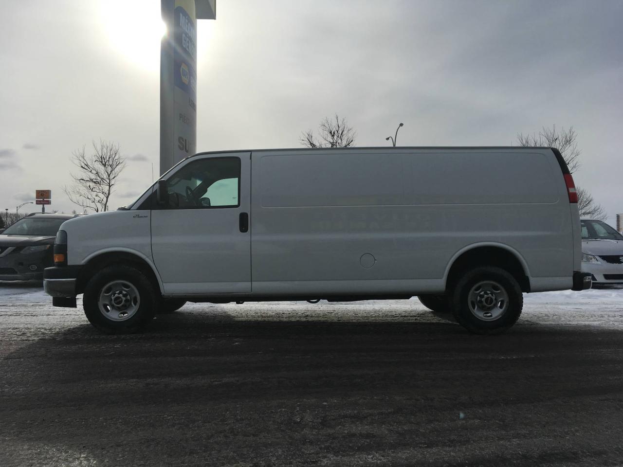 645936